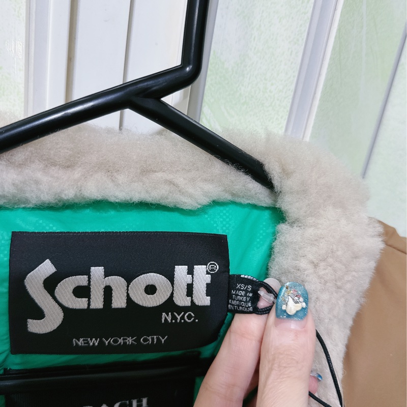 全新Coach 與 Schott N.Y.C. 的聯名款尼龍羽絨背心(原價41800元）-8