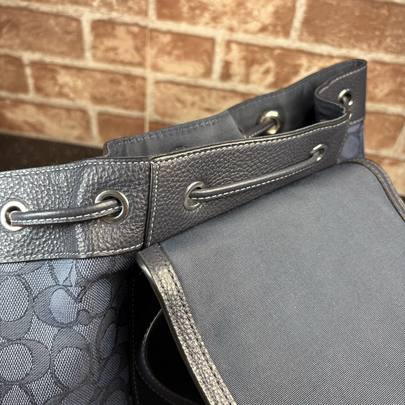 近全新正品 Coach 水桶後背包 （藍色）-20