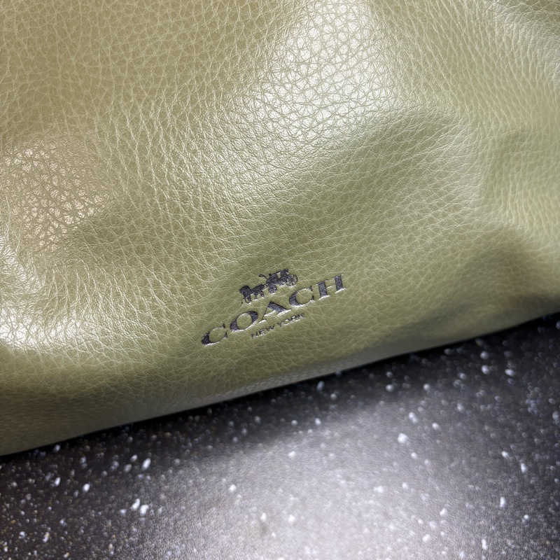 8成新正品 Coach 墨綠托特包-3