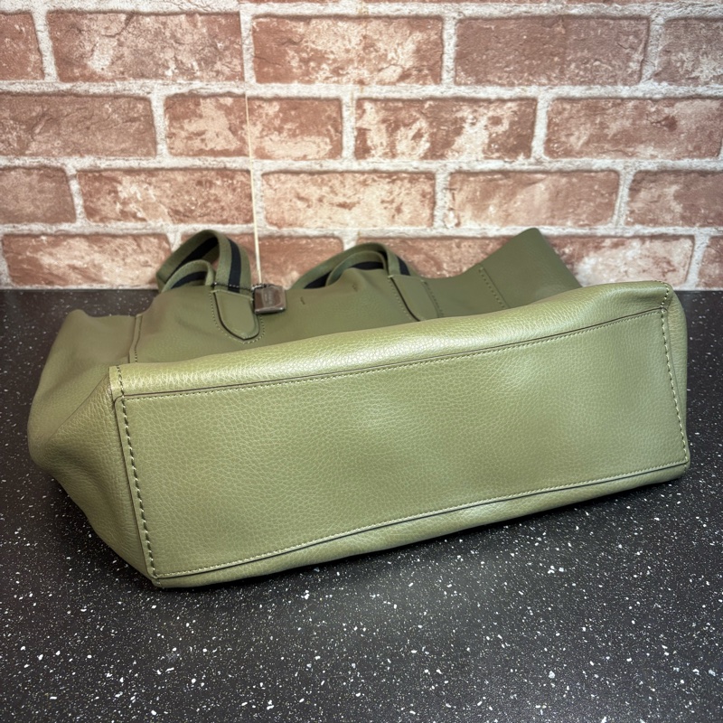 8成新正品 Coach 墨綠托特包-12