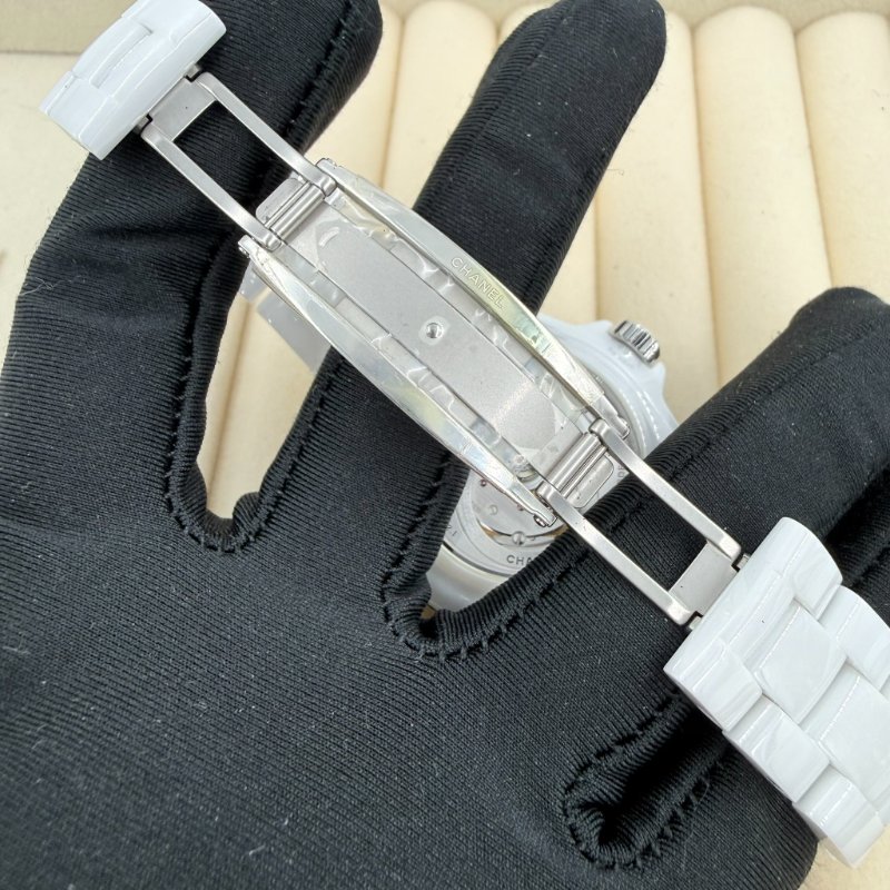 CHANEL - 白色陶瓷12點鑽 J12 Caliber 38mm-9