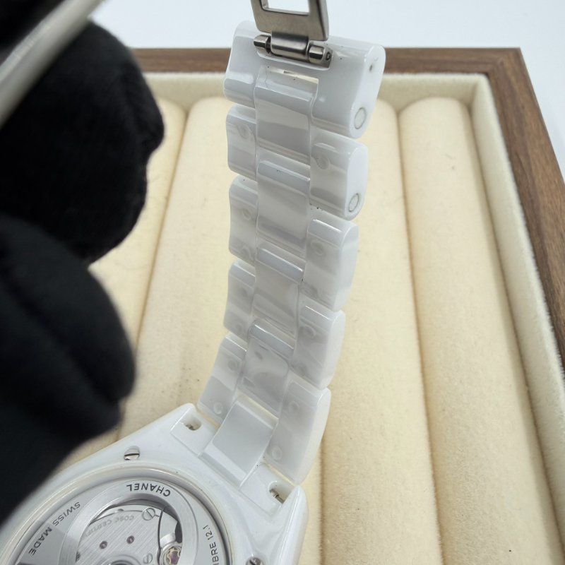 CHANEL - 白色陶瓷12點鑽 J12 Caliber 38mm-11