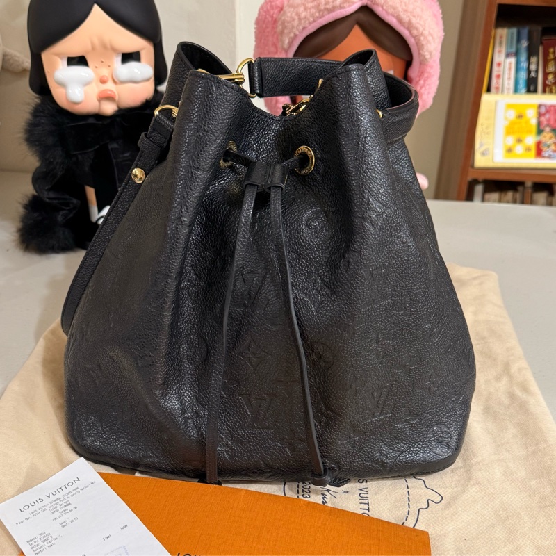 🚚趕過年前出貨🍙 LV M45256 NéoNoé MM🍙 二手有使用感 誇張議價不回應-5