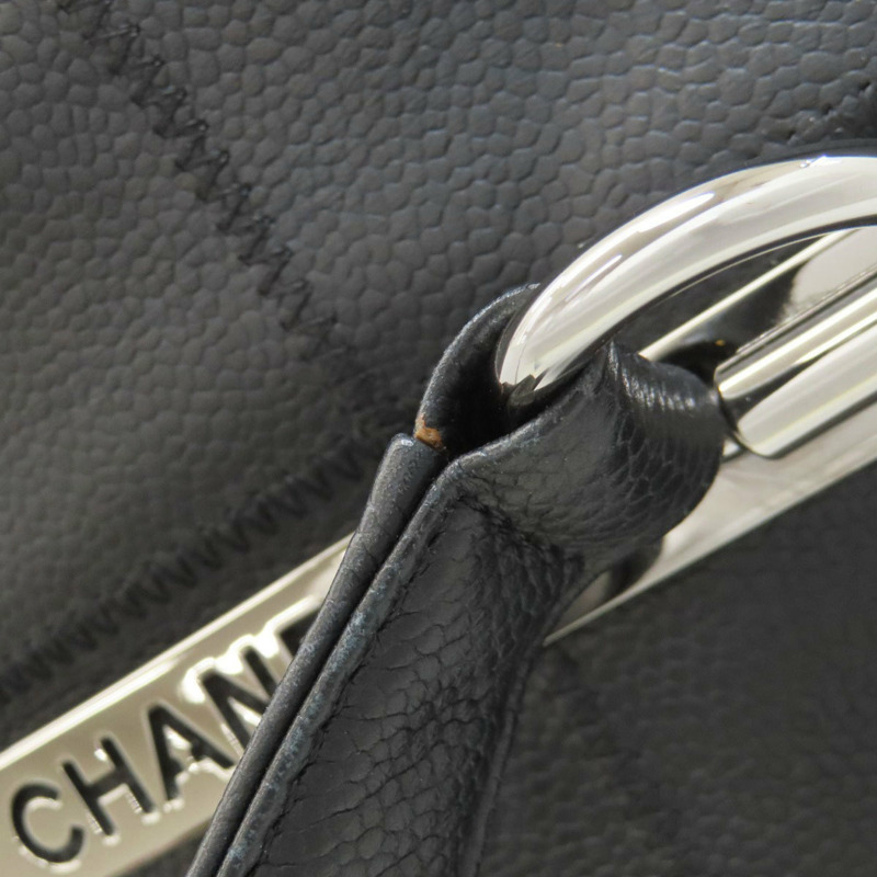 香奈兒 Chocobar 手提包，粒面小牛皮材質，銀色五金配件，女士款-18