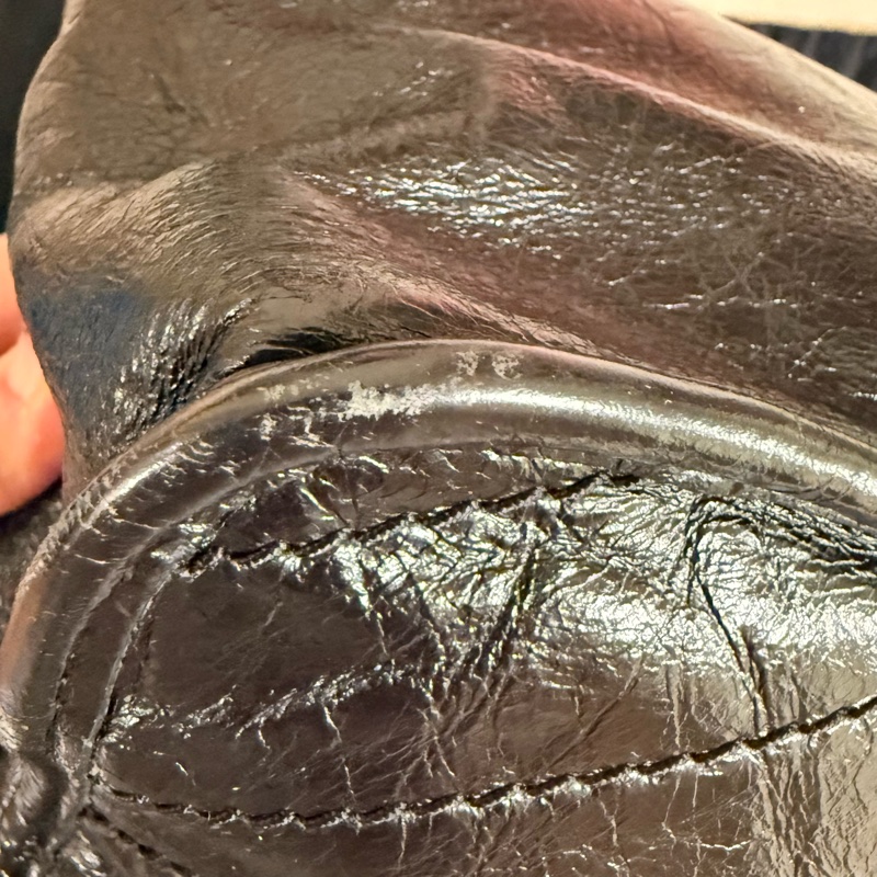 🚚趕過年前出貨🍙 Ysl Niki 中號 油蠟皮經典黑🍙 二手有使用感 誇張議價-11