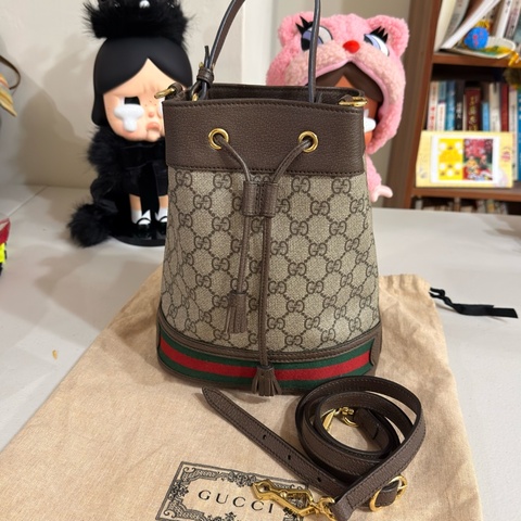 🚚趕過年前出貨🍙 GUCCI Ophidia帆布老花紅綠織帶水桶包🍙二手閒置品 誇張議價不回應