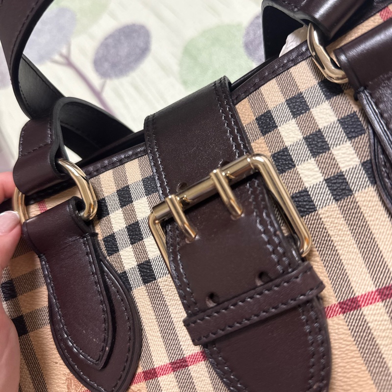 Burberry 手拿包便宜賣-11
