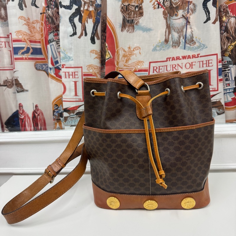 Celine 水桶包 金幣扣老花側背包 思琳-2