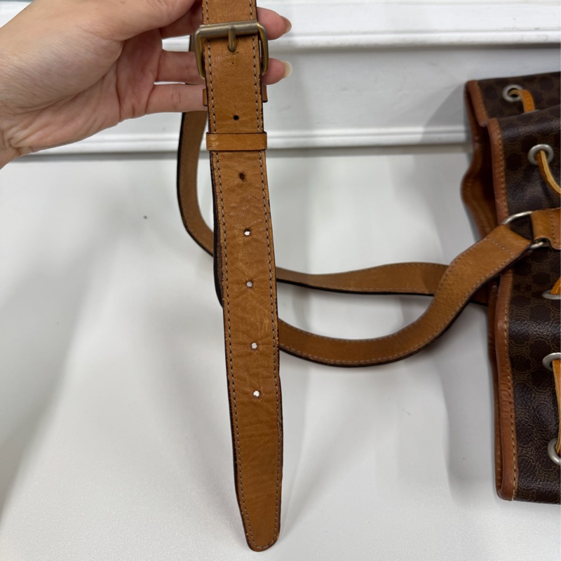 Celine 水桶包 金幣扣老花側背包 思琳-19