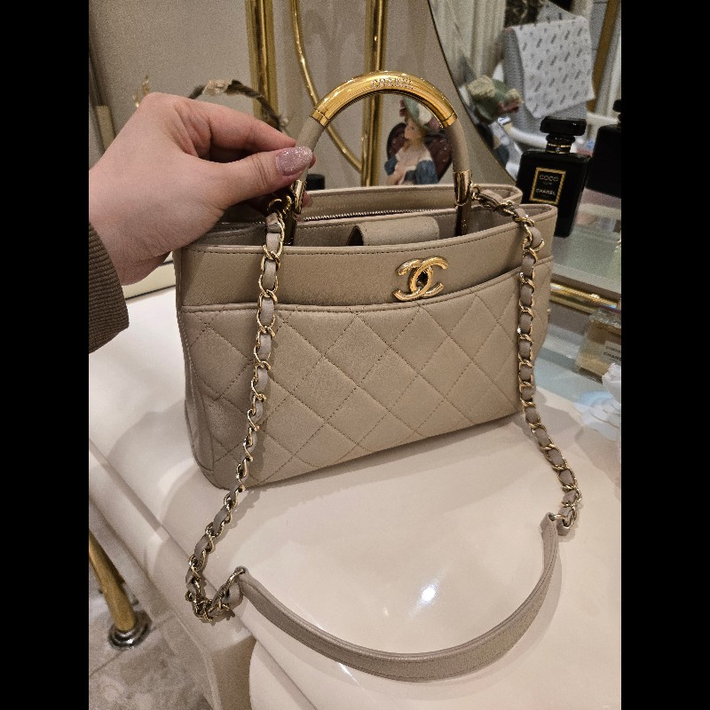 Chanel 香奈兒 米色手腕肩背2用包-3