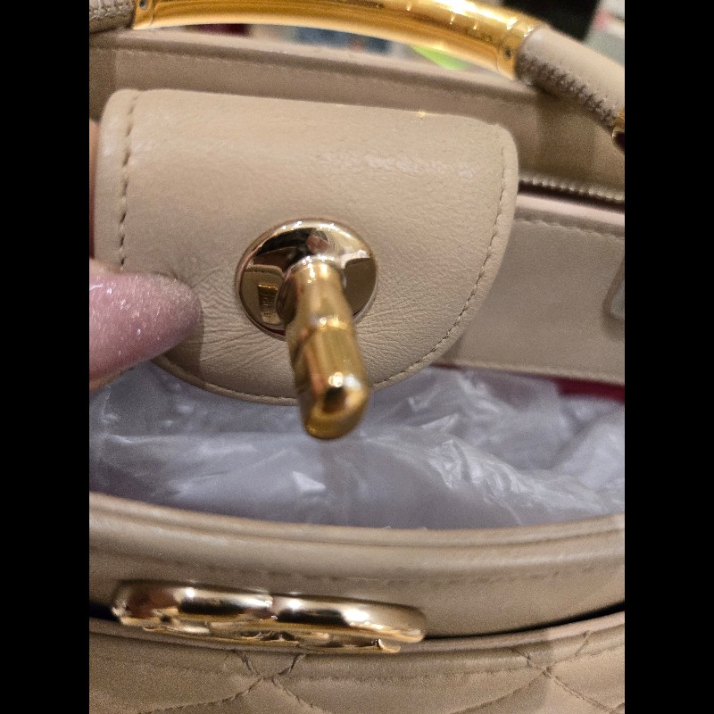 Chanel 香奈兒 米色手腕肩背2用包-19