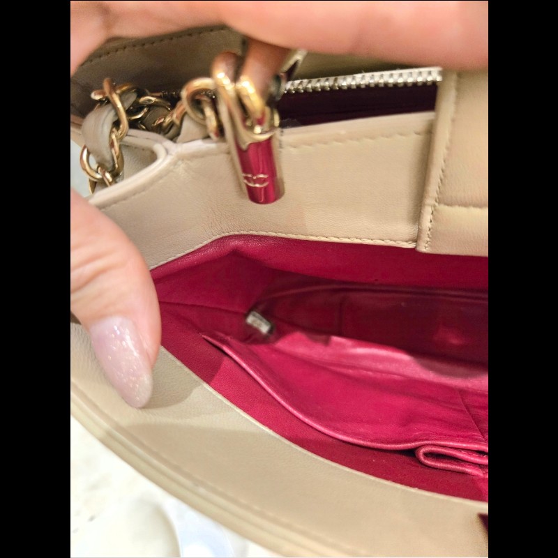 Chanel 香奈兒 米色手腕肩背2用包-10