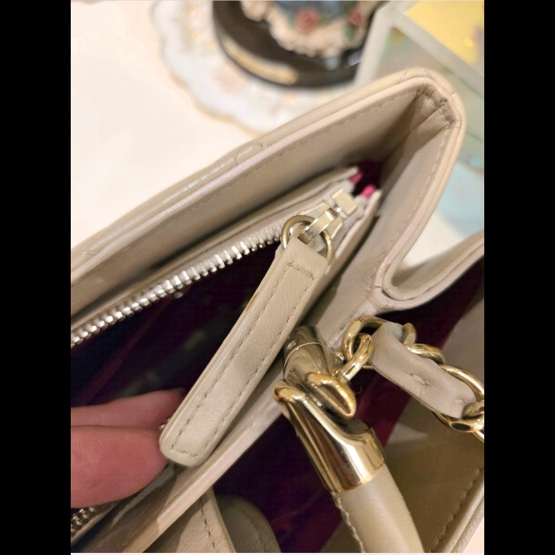 Chanel 香奈兒 米色手腕肩背2用包-15