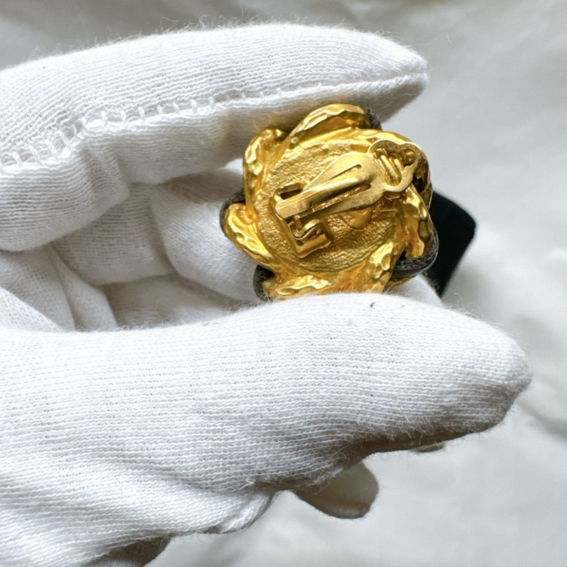 二手正品Chanel香奈兒金色鍍金皮革古董耳夾93A 香奈兒耳環 香奈兒耳夾 香奈兒配件 香奈兒珠寶-7