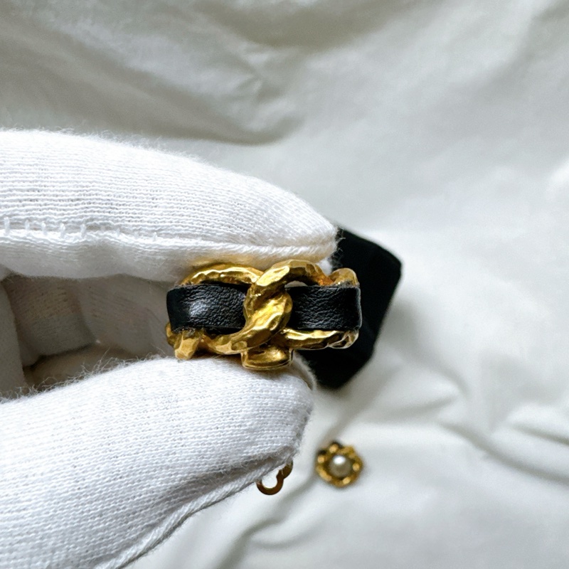 二手正品Chanel香奈兒金色鍍金皮革古董耳夾93A 香奈兒耳環 香奈兒耳夾 香奈兒配件 香奈兒珠寶-13