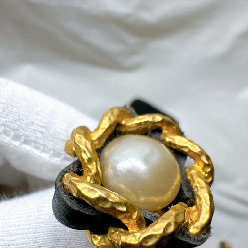 二手正品Chanel香奈兒金色鍍金皮革古董耳夾93A 香奈兒耳環 香奈兒耳夾 香奈兒配件 香奈兒珠寶-20