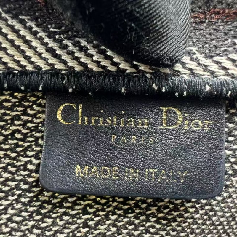 迪奧 Dior Book Tote 黑白格紋刺繡托特包-2