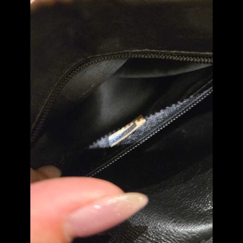 Chanel 小羊皮 鮭魚粉古董相機包-4