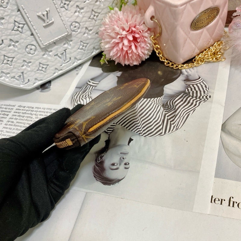 LV M61926 圓形零錢包 稀有絕版🏅-11