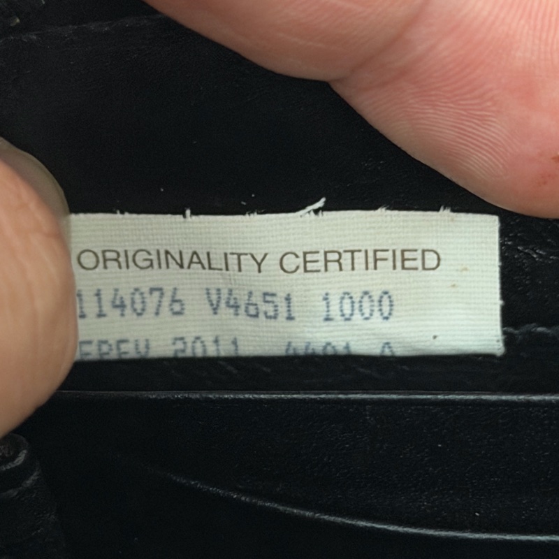 Bv經典黑色編織拉鍊長夾-9