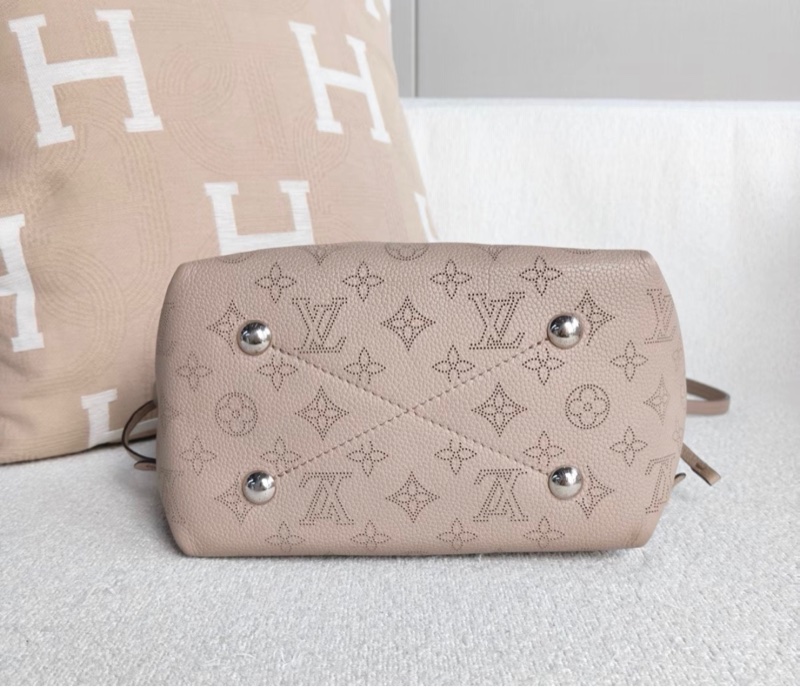 【98%新 ✨ 全網最低價！】LV bella月光女神 鏤空水桶包 大象灰 牛皮 少子包-5