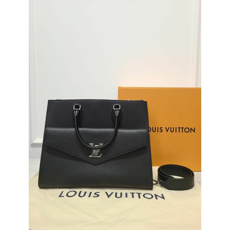 【包稅】LOUIS VUITTON 黑色LV銀色Lockme托特包-6