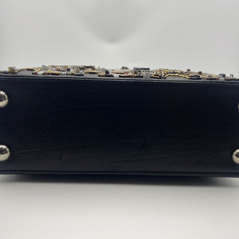 路易威登 Capucines 系列限定款手提包-2