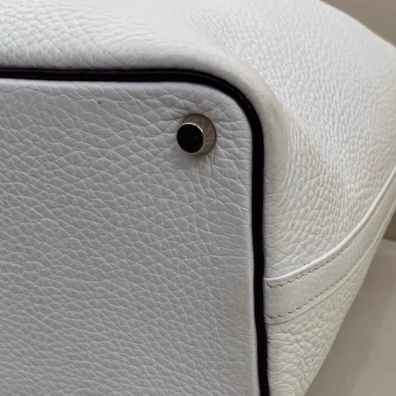 【92%新 ✨ 全網最低價！】中古  Hermes 愛馬仕 Picotin 18 菜籃子/水桶 純白01色 銀扣 框H-14