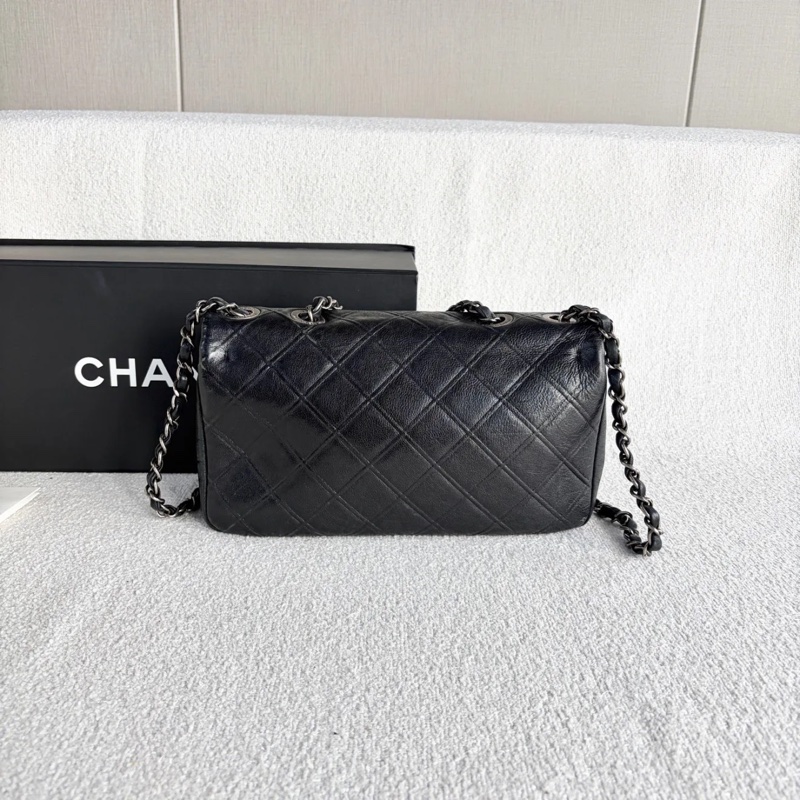 Chanel · 稀有華夫格黑銀牛皮翻蓋鏈條包 全配-4
