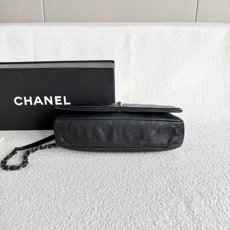 Chanel · 稀有華夫格黑銀牛皮翻蓋鏈條包 全配-6
