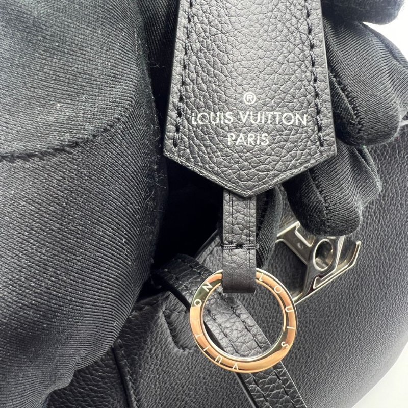 路易威登 Lockmeto 系列托特包-15