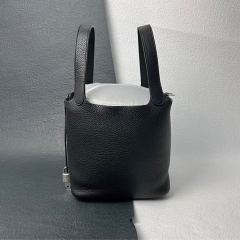 【96%新 ✨ 全網最低價！】Hermes 愛馬仕 Picotin 22菜籃子/水桶 黑色 C刻