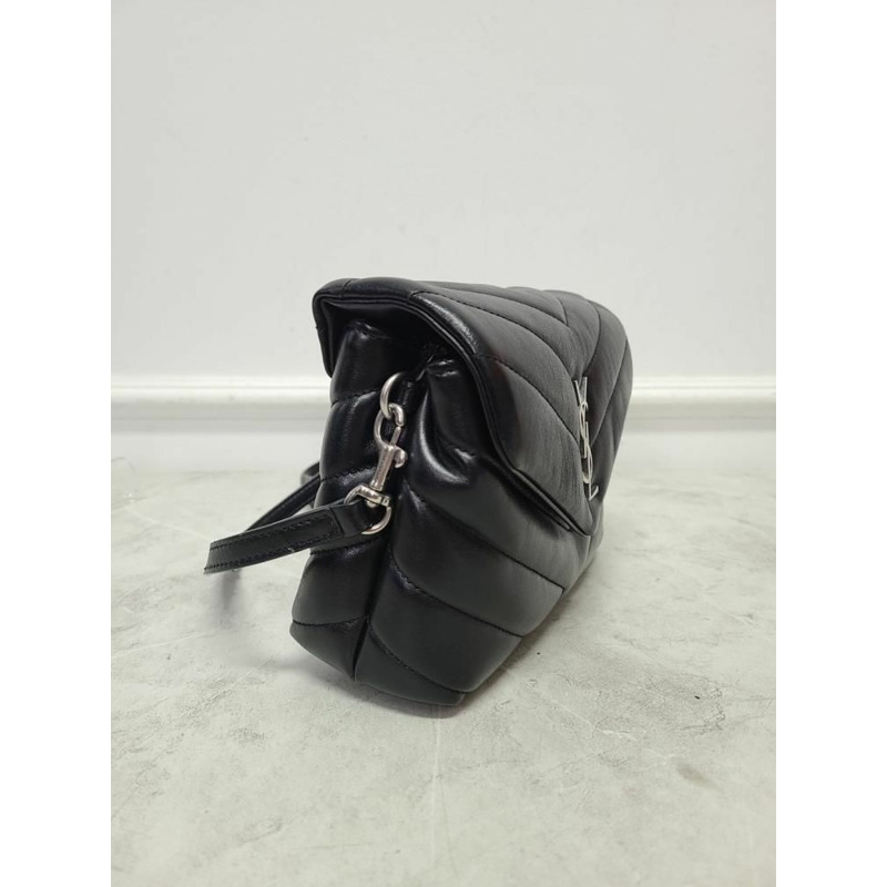 【包稅】SAINT LAURENT 黑色銀色 YSL Matelassé Loulou 玩具包-1