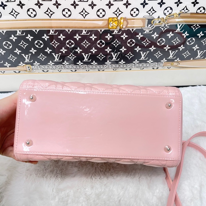 【90%新✨全網最便宜】Dior 迪奥 Lady Dior 戴妃 漆皮五格粉色羊皮-4