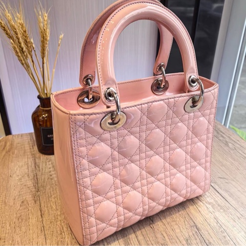 【95%新✨全網最便宜】Dior 迪奥 Lady Dior 戴妃 漆皮五格羊 粉色