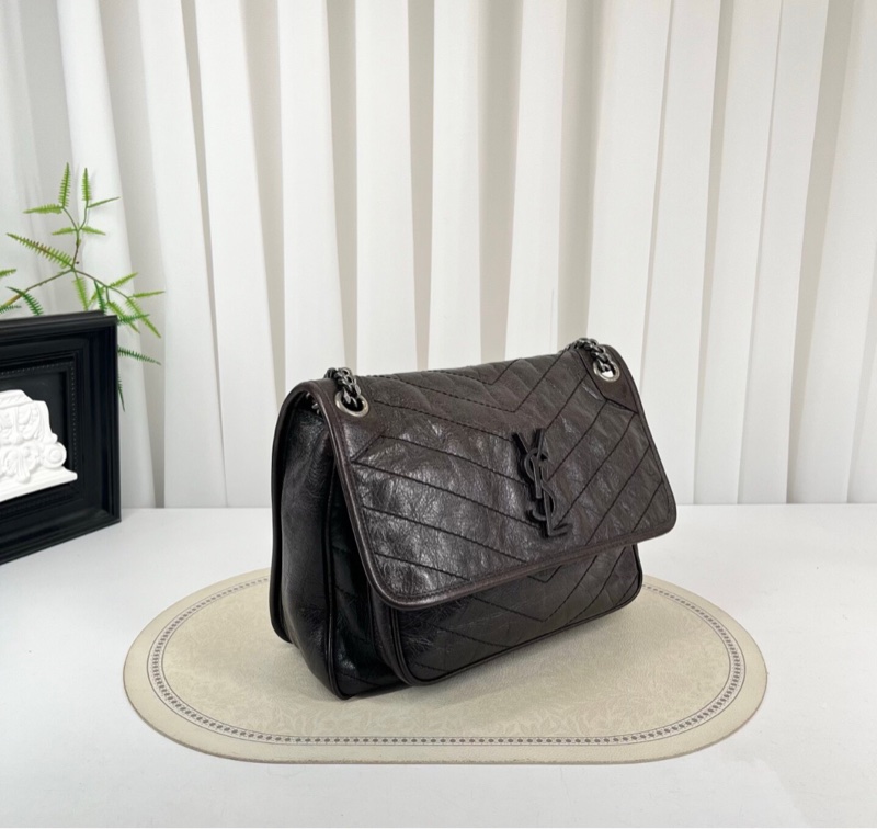 【97%新✨全網最便宜】SAINT LAURENT D扣Niki褐色小牛皮銀鏈 logo復古褶皺 鏈條包-3