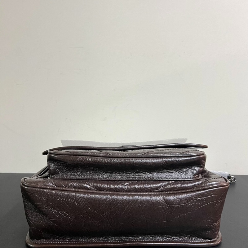 【全新✨全網最便宜】SAINT LAURENT Niki褐色小牛皮銀鏈 logo復古褶皺 鏈條包-4