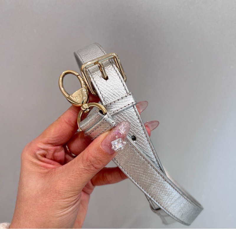 【95%新✨全網最便宜】Dior 迪奧 戴妃五格 銀色徽章款-8