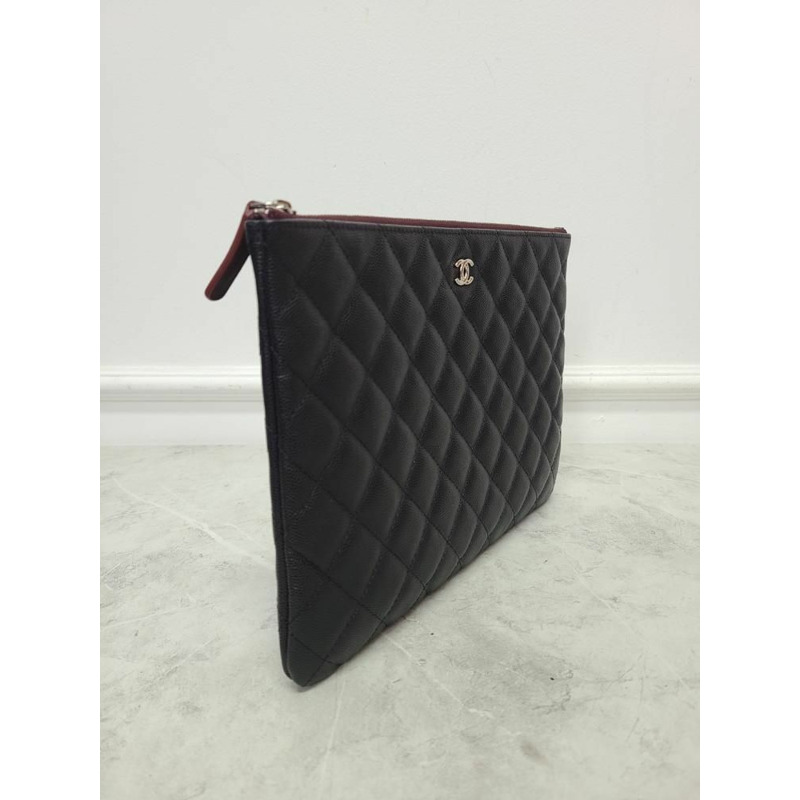 【包稅】CHANEL 黑色魚子醬 CC Logo 銀色新款中型手拿包-2