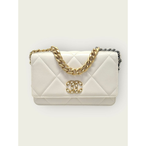 【包稅】CHANEL 白色羊皮金19WOC斜背包