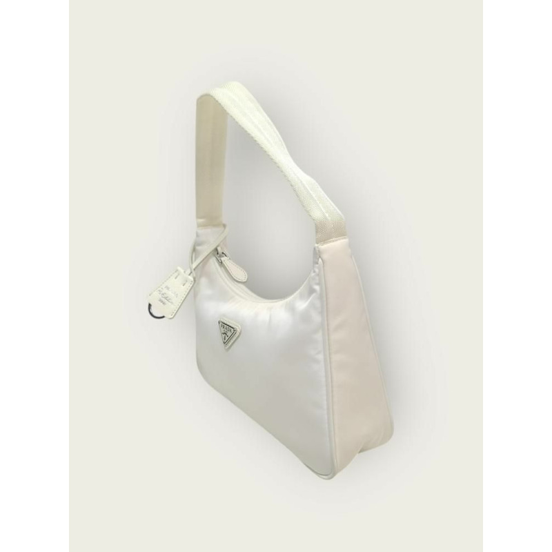 【包稅】PRADA 白色復刻版 2000 尼龍迷你肩背包-1