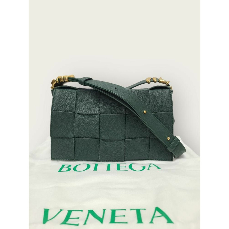 【包稅】BOTTEGA VENETA 雨樹綠金夾子磁帶包-6