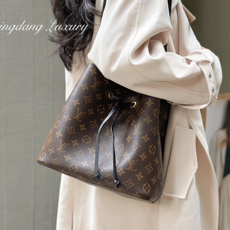 經典不敗實用款❤️‍🔥99新🈶購證😍LV路易威登Neonoe老花水桶包單肩斜挎包-3