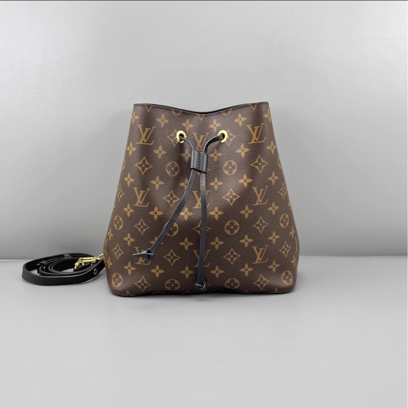 經典不敗實用款❤️‍🔥99新🈶購證😍LV路易威登Neonoe老花水桶包單肩斜挎包-12