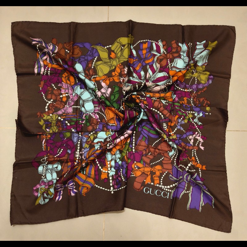 Gucci 串珠多色蝴蝶結絲巾-1