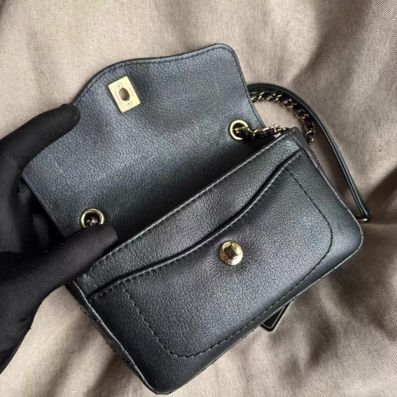 Chanel Flap Bag in Black 香奈兒黑金信封包-5