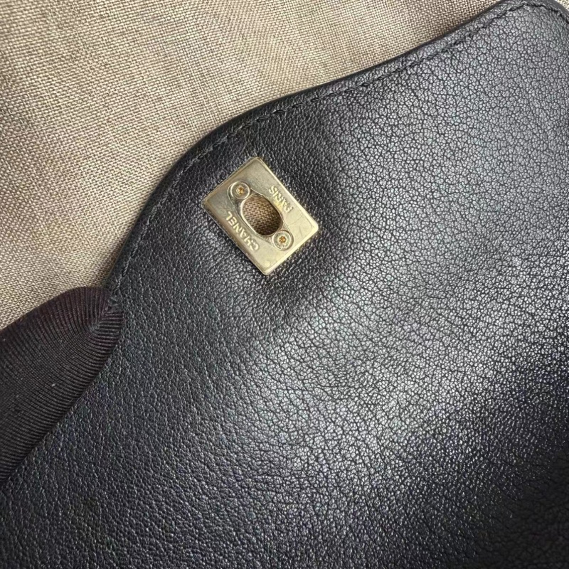 Chanel Flap Bag in Black 香奈兒黑金信封包-7