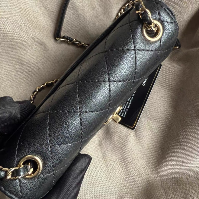 Chanel Flap Bag in Black 香奈兒黑金信封包-8