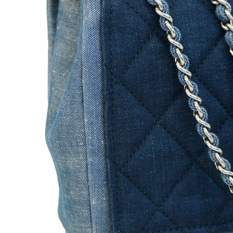 香奈兒女士絎縫鏈條牛仔布海軍藍肩背包-5