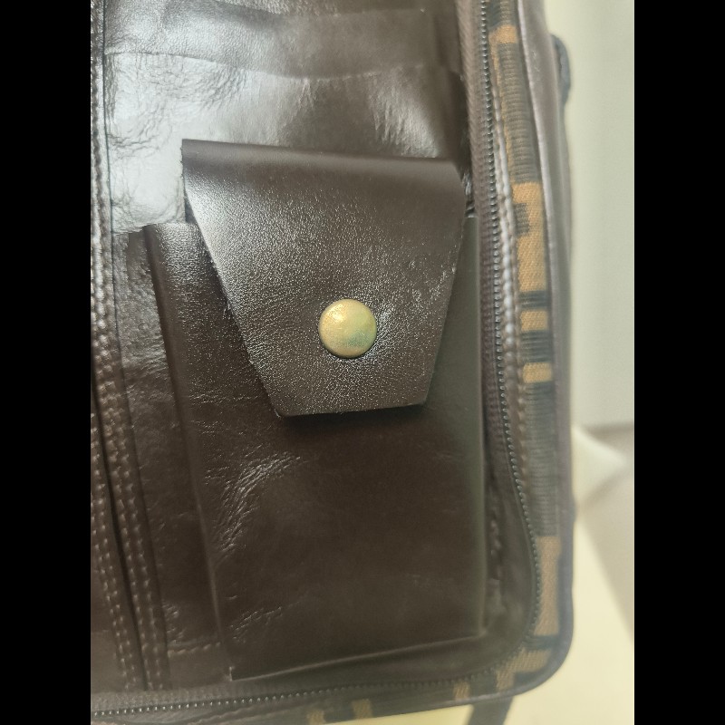 ‼️年前限時特賣‼️（原11800）至1/25⏰㊣✨FENDI✨芬迪 FF 老花 皮革 直立 收納包 相機包 肩背包 斜背包/雙F/二手包/二手精品/保證正品-28